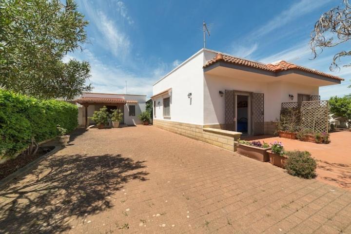 Villa Cucci Mono Luigi Casa Vacanze 托雷拉皮罗 外观 照片